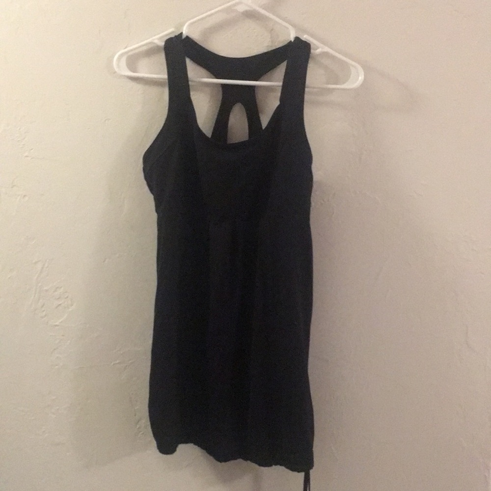 Old navy active tank